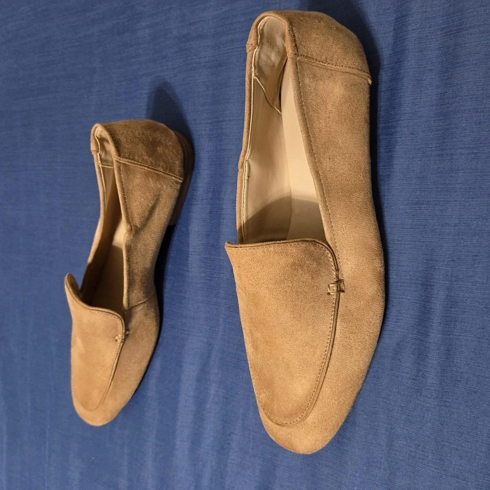 JF Shoes Womens NEW Size 11 Beige Faux Suede Loafers Almond Toe Casual Comfort